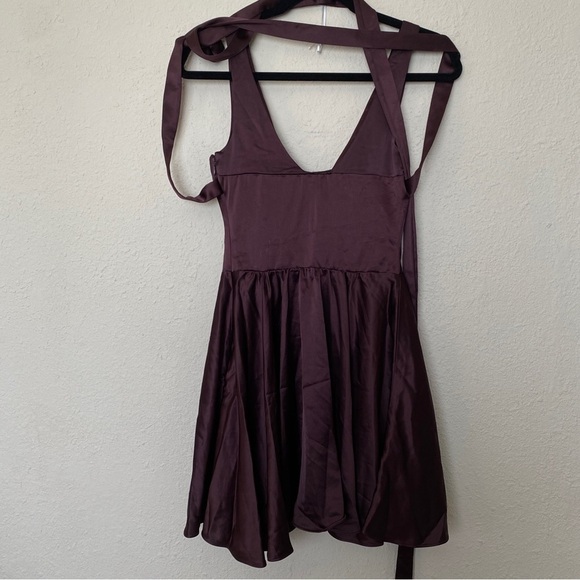 HOUSE OF CB 'Shiema' Rich Brown Mini Dress NWOT size XS regular length - Picture 5 of 11